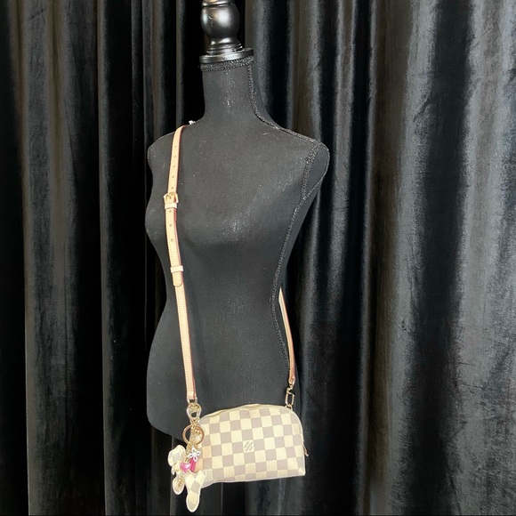Louis Vuitton Damier Azur Cosmetic Pouch Crossbody Bag with leather strap - Picture 2 of 16